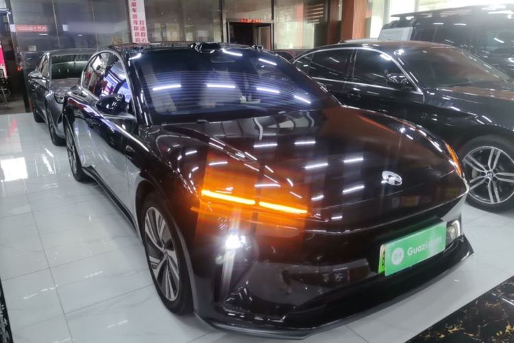 Used Nio ET5 2024 75 kWh Front Right 45 Deg
