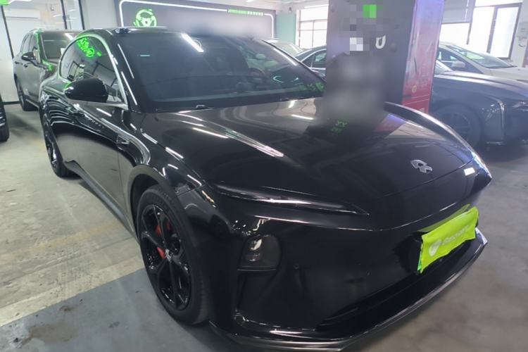 Used Nio ET5 2024 75 kWh Front Right 45 Deg