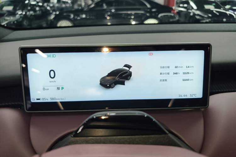 Used Nio ET5 2024 75 kWh Instrument Cluster