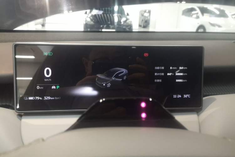 Used Nio ET5 2024 75 kWh Instrument Cluster
