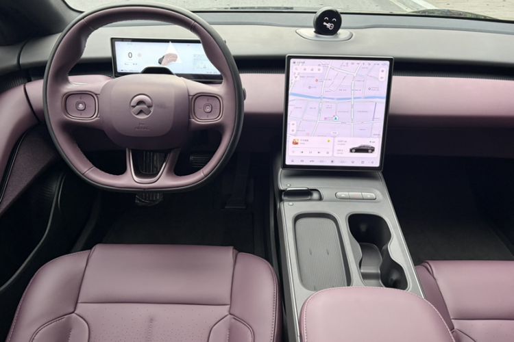 Used Nio ET5 2024 75 kWh Interior 1