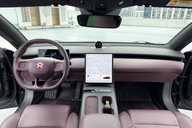 Used Nio ET5 2024 75 kWh Interior 1
