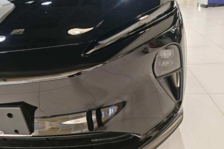 Used Nio ET5 2024 75 kWh Left Front Headlight