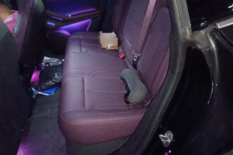 Used Nio ET5 2024 75 kWh Left Rear Seat