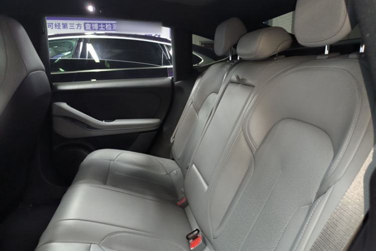Used Nio ET5 2024 75 kWh Left Rear Seat