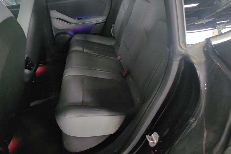 Used Nio ET5 2024 75 kWh Left Rear Seat