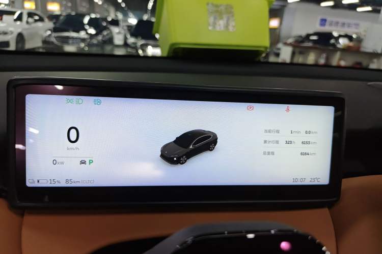 Used Nio ET5 2024 75 kWh Odometer Close Up