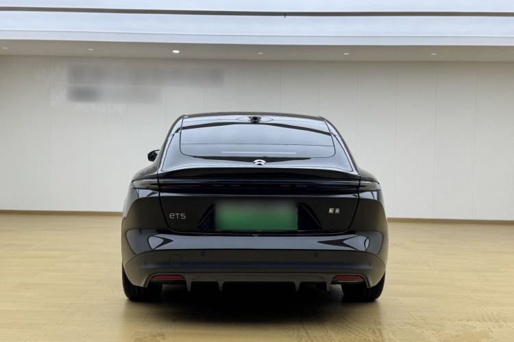 Used Nio ET5 2024 75 kWh Rear
