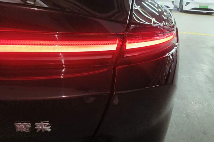 Used Nio ET5 2024 75 kWh Right Rear Taillight