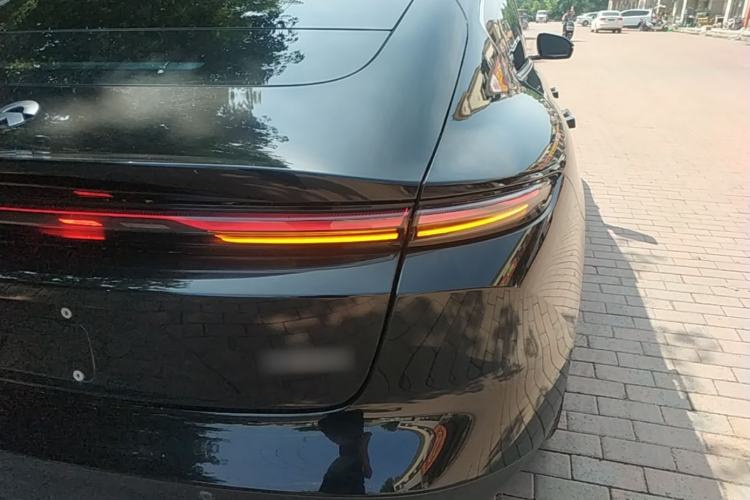 Used Nio ET5 2024 75 kWh Right Rear Taillight