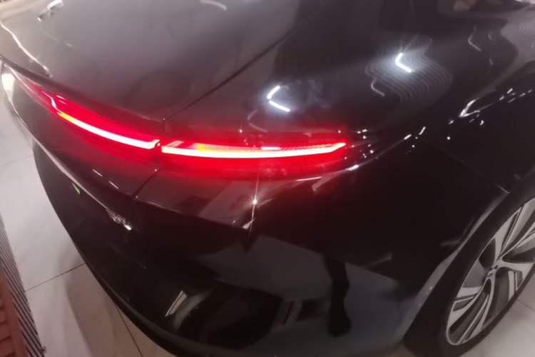 Used Nio ET5 2024 75 kWh Right Rear Taillight