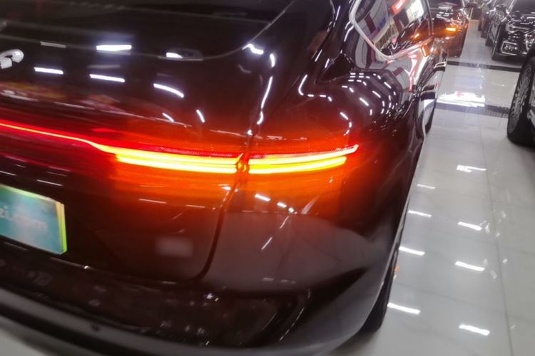 Used Nio ET5 2024 75 kWh Right Rear Taillight