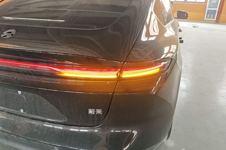 Used Nio ET5 2024 75 kWh Right Rear Taillight