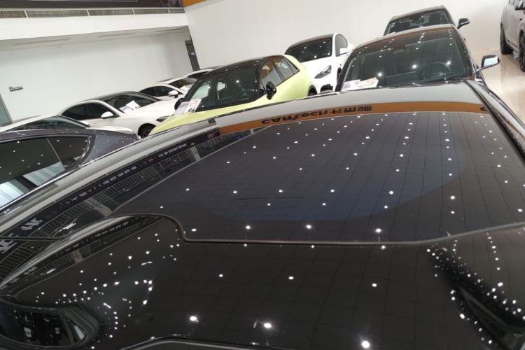 Used Nio ET5 2024 75 kWh Roof