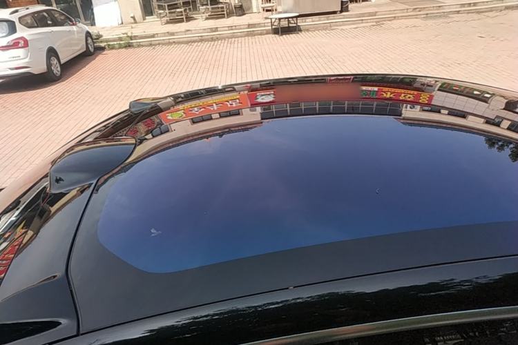 Used Nio ET5 2024 75 kWh Roof