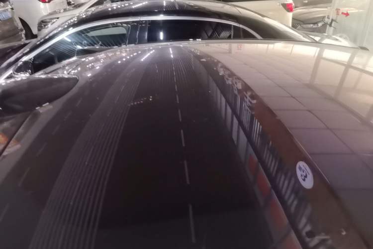 Used Nio ET5 2024 75 kWh Roof