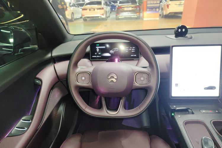 Used Nio ET5 2024 75 kWh Steering Wheel