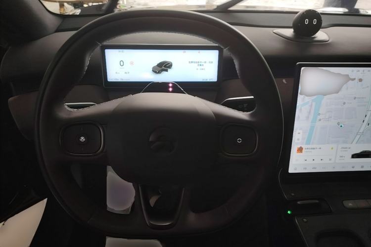 Used Nio ET5 2024 75 kWh Steering Wheel