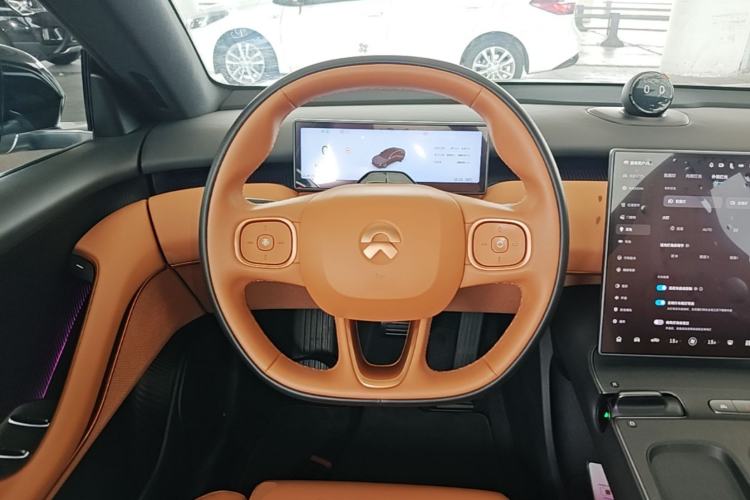 Used Nio ET5 2024 75 kWh Steering Wheel