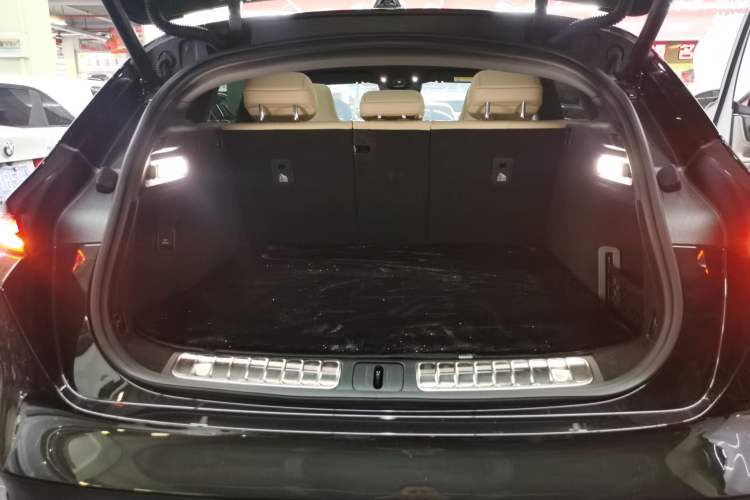 Used Nio ET5 2024 75 kWh Trunk