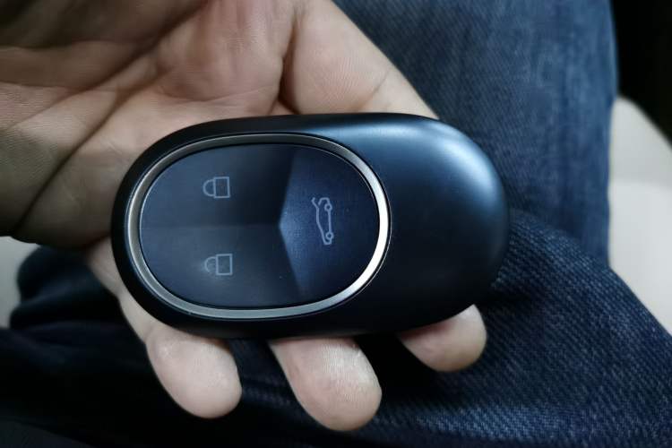Used Nio ET5 2024 75 kWh Vehicle Key