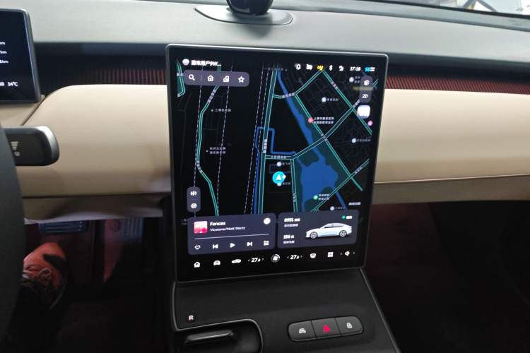 Used Nio ET5 2024 75 kWh Audio And AC Panel
