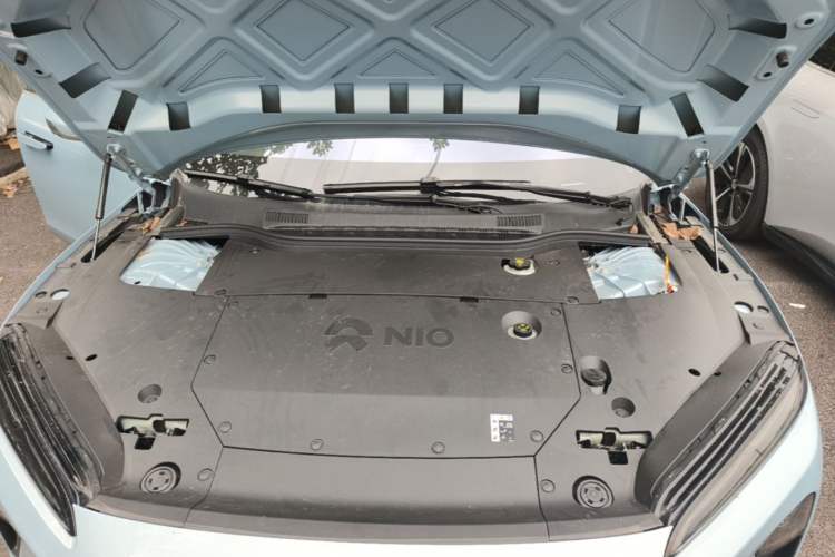 Used Nio ET5 2024 75 kWh Engine Bay