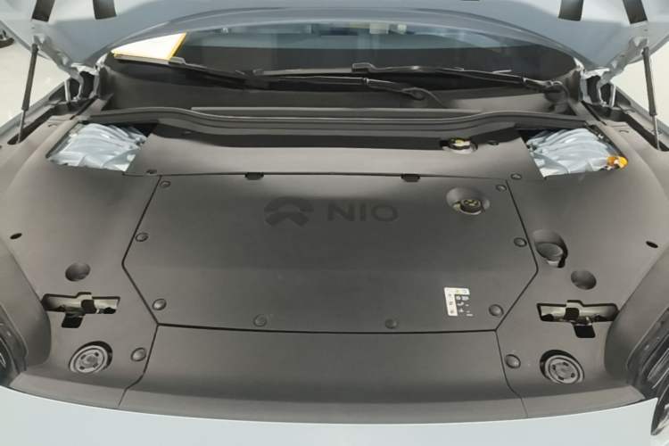 Used Nio ET5 2024 75 kWh Engine Bay