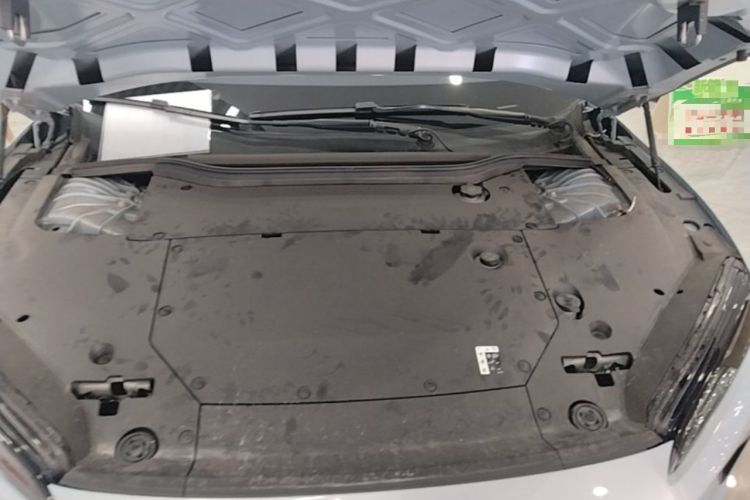 Used Nio ET5 2024 75 kWh Engine Bay