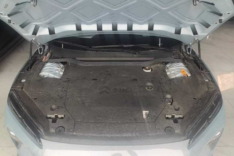 Used Nio ET5 2024 75 kWh Engine Bay