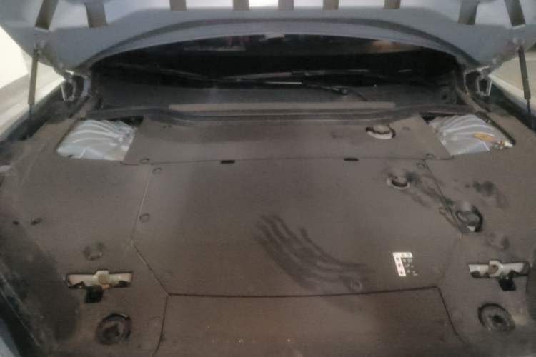 Used Nio ET5 2024 75 kWh Engine Bay