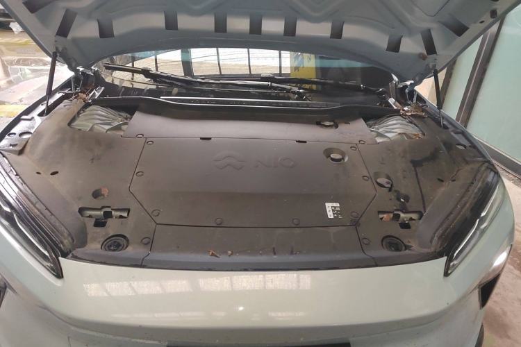 Used Nio ET5 2024 75 kWh Engine Bay