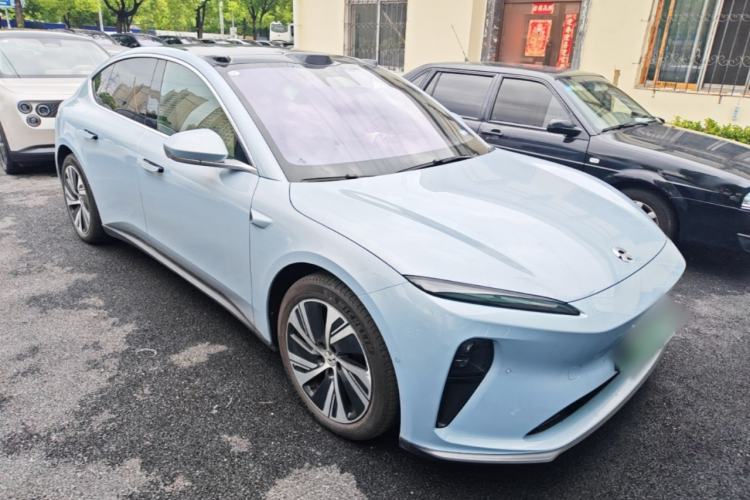 Used Nio ET5 2024 75 kWh Exterior 1