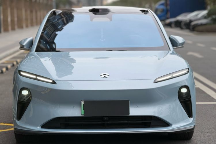 Used Nio ET5 2024 75 kWh Exterior 3