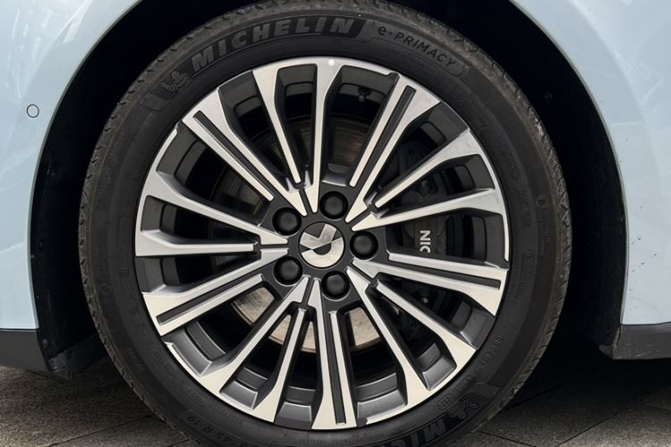 Used Nio ET5 2024 75 kWh Exterior 5