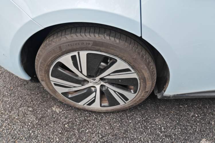 Used Nio ET5 2024 75 kWh Exterior 5