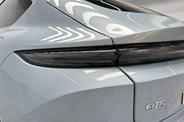 Used Nio ET5 2024 75 kWh Exterior 9