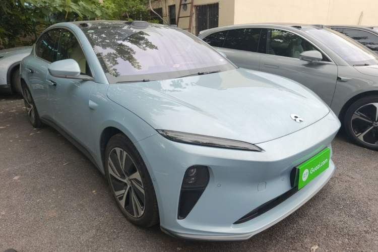 Used Nio ET5 2024 75 kWh Front Right 45 Deg