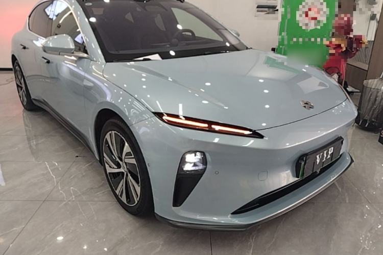 Used Nio ET5 2024 75 kWh Front Right 45 Deg