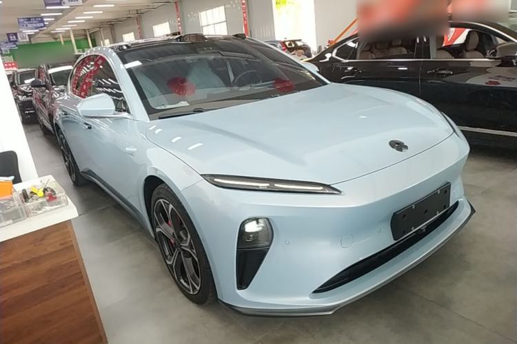 Used Nio ET5 2024 75 kWh Front Right 45 Deg