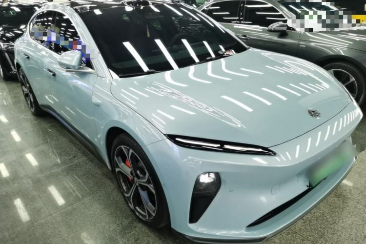 Used Nio ET5 2024 75 kWh Front Right 45 Deg