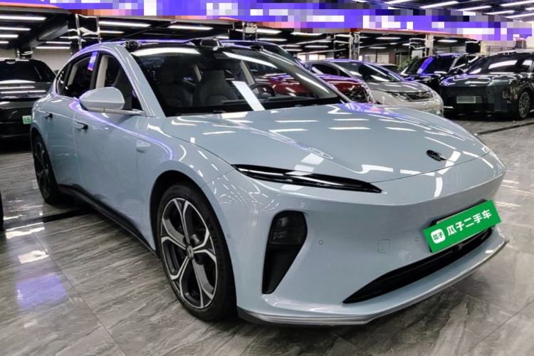 Used Nio ET5 2024 75 kWh Front Right 45 Deg