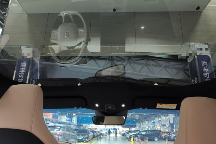 Used Nio ET5 2024 75 kWh Headliner