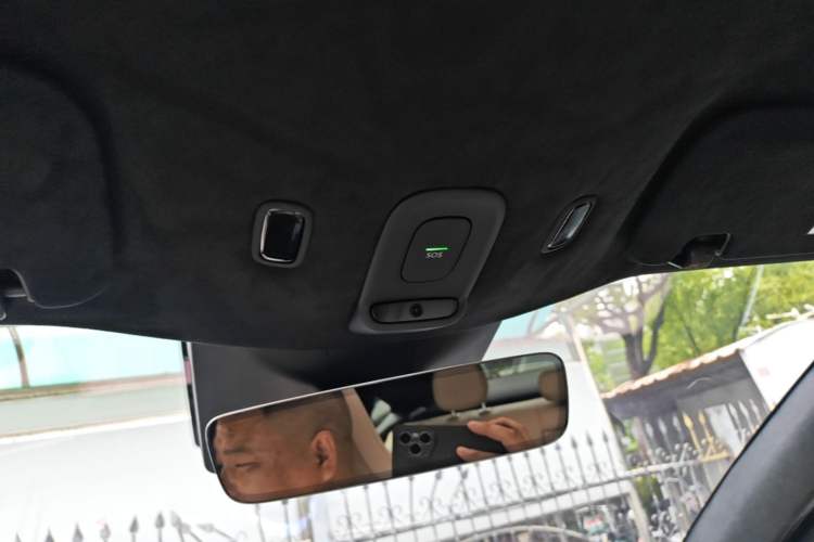Used Nio ET5 2024 75 kWh Headliner