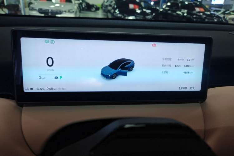 Used Nio ET5 2024 75 kWh Instrument Cluster