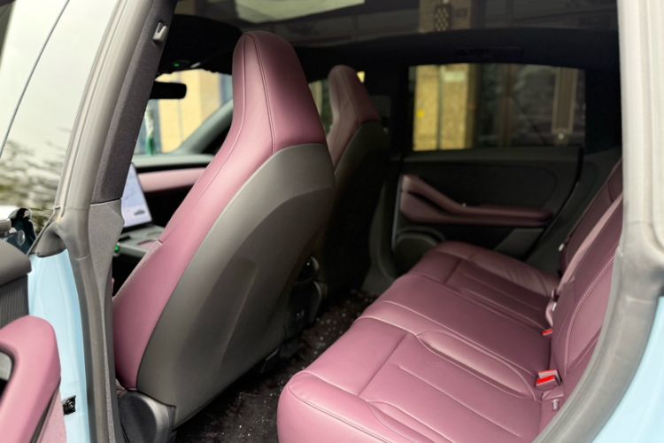 Used Nio ET5 2024 75 kWh Interior 2