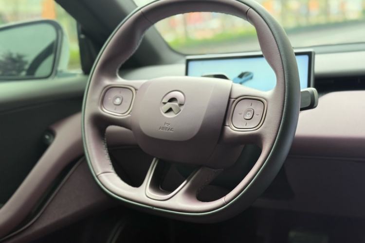 Used Nio ET5 2024 75 kWh Interior 8