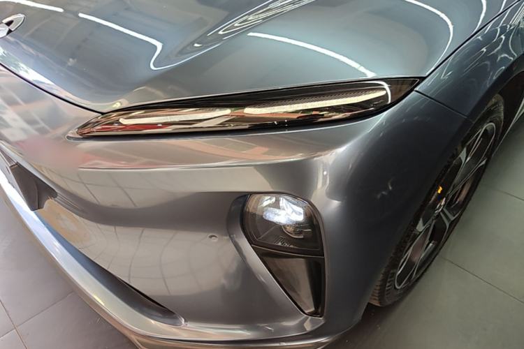 Used Nio ET5 2024 75 kWh Left Front Headlight