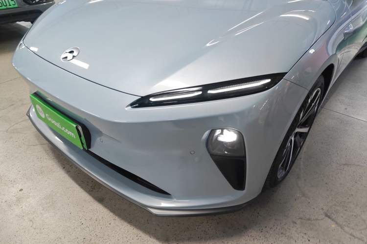 Used Nio ET5 2024 75 kWh Left Front Headlight
