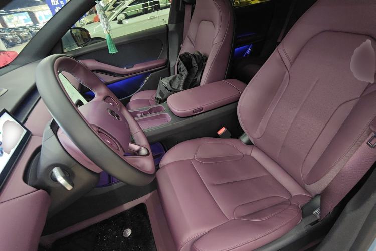 Used Nio ET5 2024 75 kWh Left Front Seat